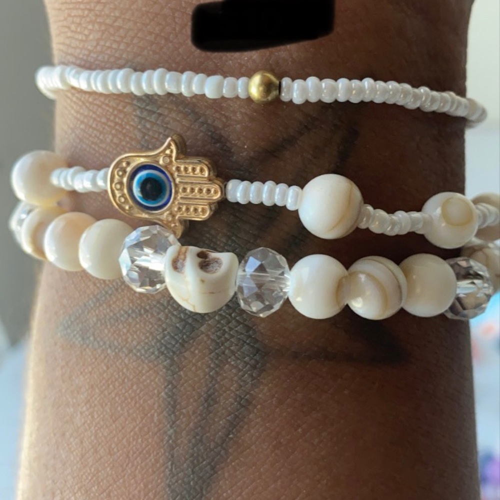 Enlightened skulls bracelet